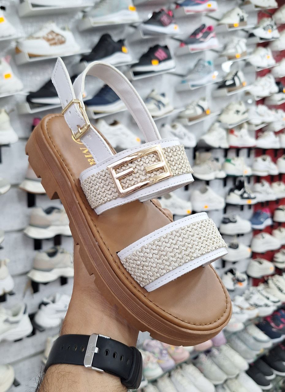 Sandales d’Été pour Femme – Élégantes et Confortables